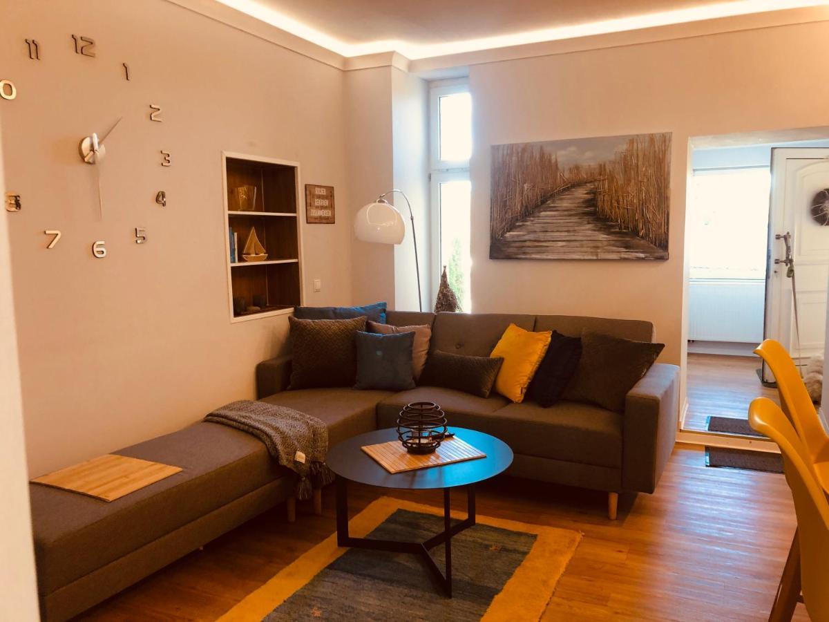 Auszeit Apartment Bitterfeld-Wolfen Bagian luar foto